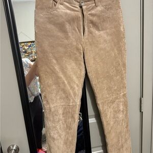 Beige soft Leather Skinny Pants - Chico’s Design / size 1 (not junior’s)